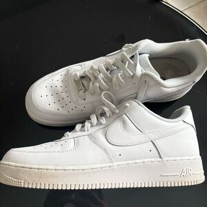 Nike Air Force 1 White Low Top Men's Classic AF1 Sneakers Size 11.5